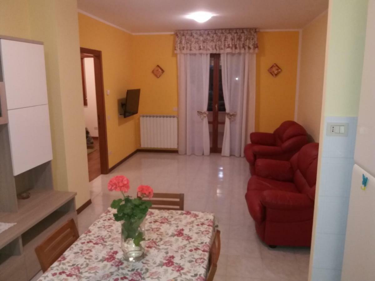 Casa Vacanze "Ai Piedi Di Assisi" Appartement Bastia Umbra Buitenkant foto