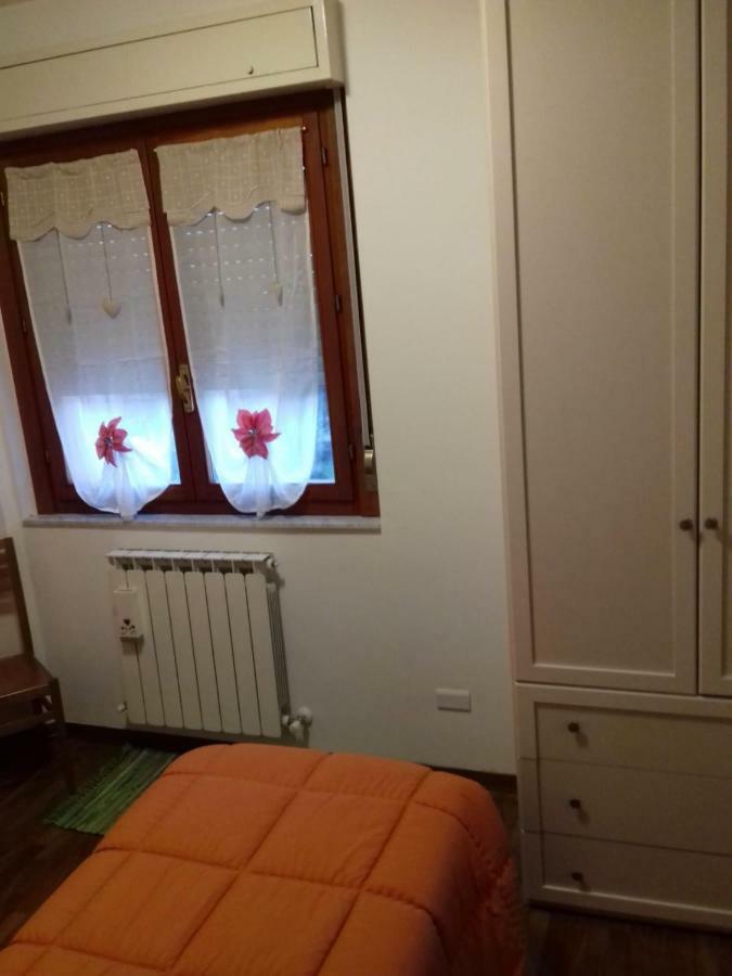 Casa Vacanze "Ai Piedi Di Assisi" Appartement Bastia Umbra Buitenkant foto