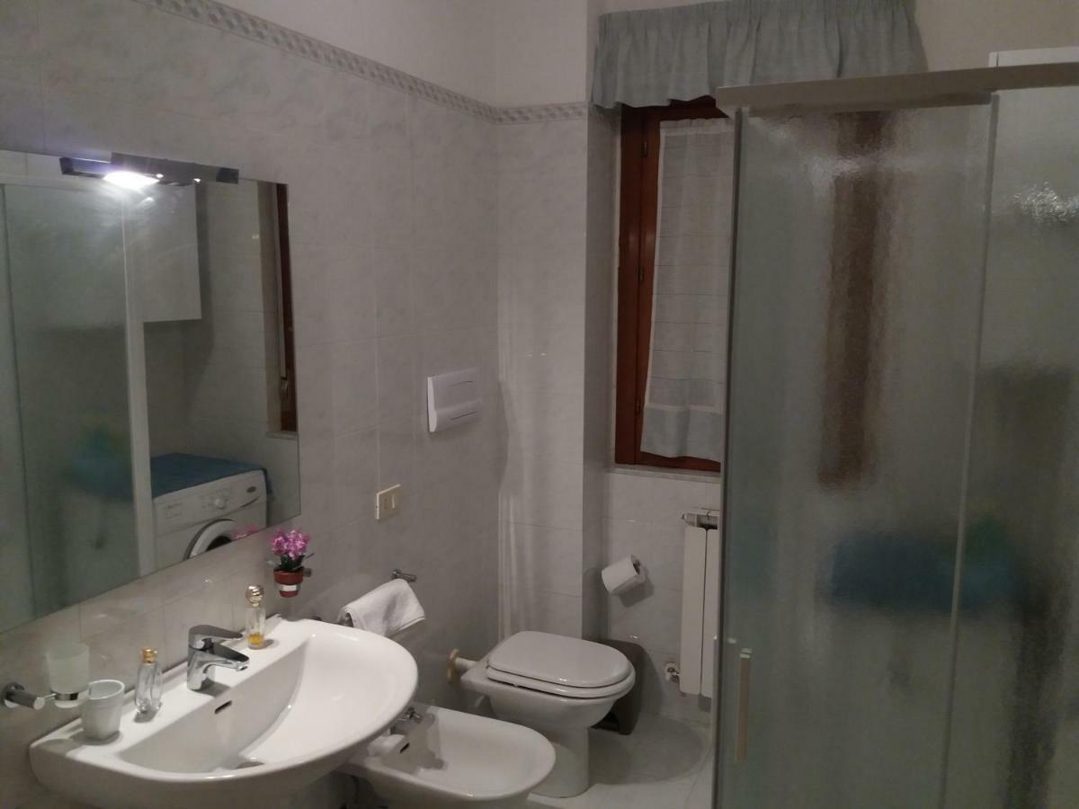 Casa Vacanze "Ai Piedi Di Assisi" Appartement Bastia Umbra Buitenkant foto