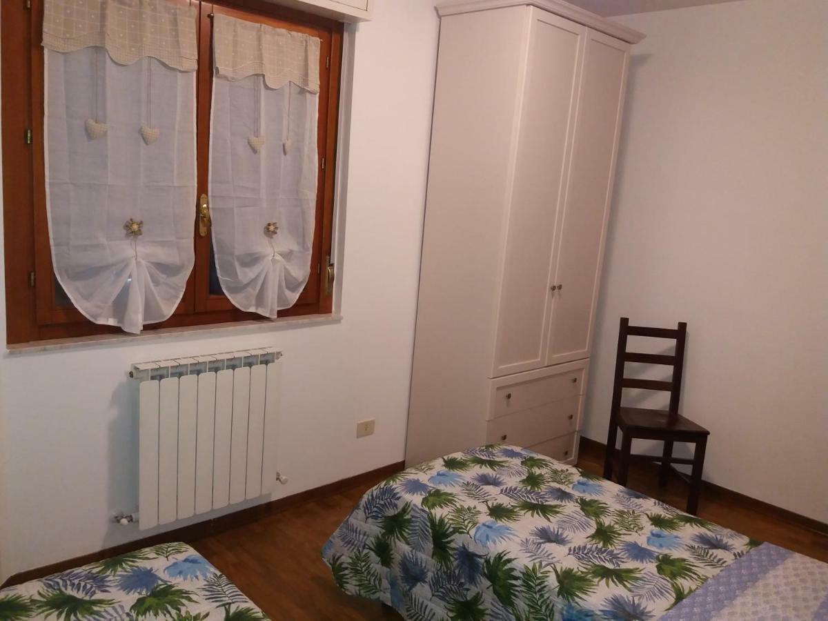 Casa Vacanze "Ai Piedi Di Assisi" Appartement Bastia Umbra Buitenkant foto