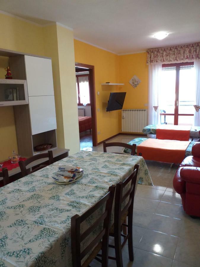 Casa Vacanze "Ai Piedi Di Assisi" Appartement Bastia Umbra Buitenkant foto