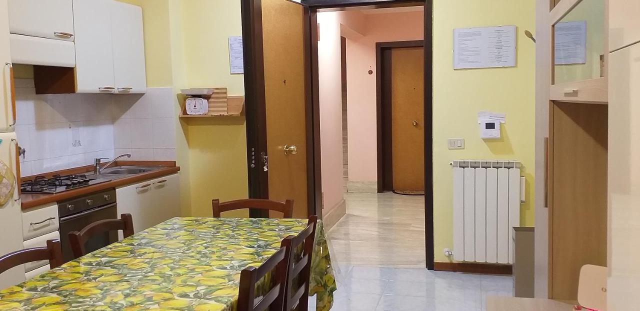 Casa Vacanze "Ai Piedi Di Assisi" Appartement Bastia Umbra Buitenkant foto